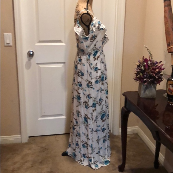 ❌SOLD OUT❌🌸Dress - Picture 4 of 6